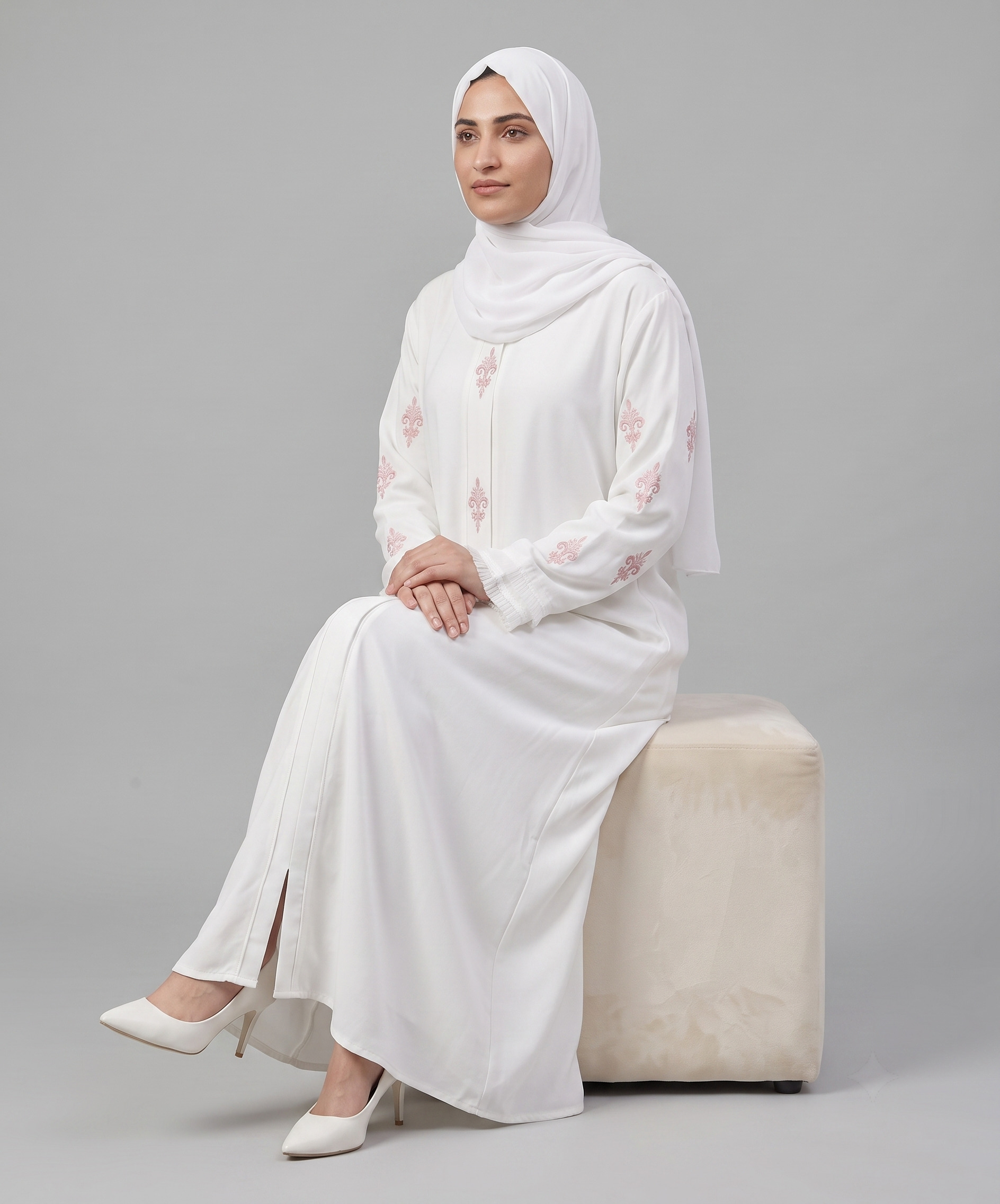 Fancy Hand-Beaded Front Open Abaya - Image 6