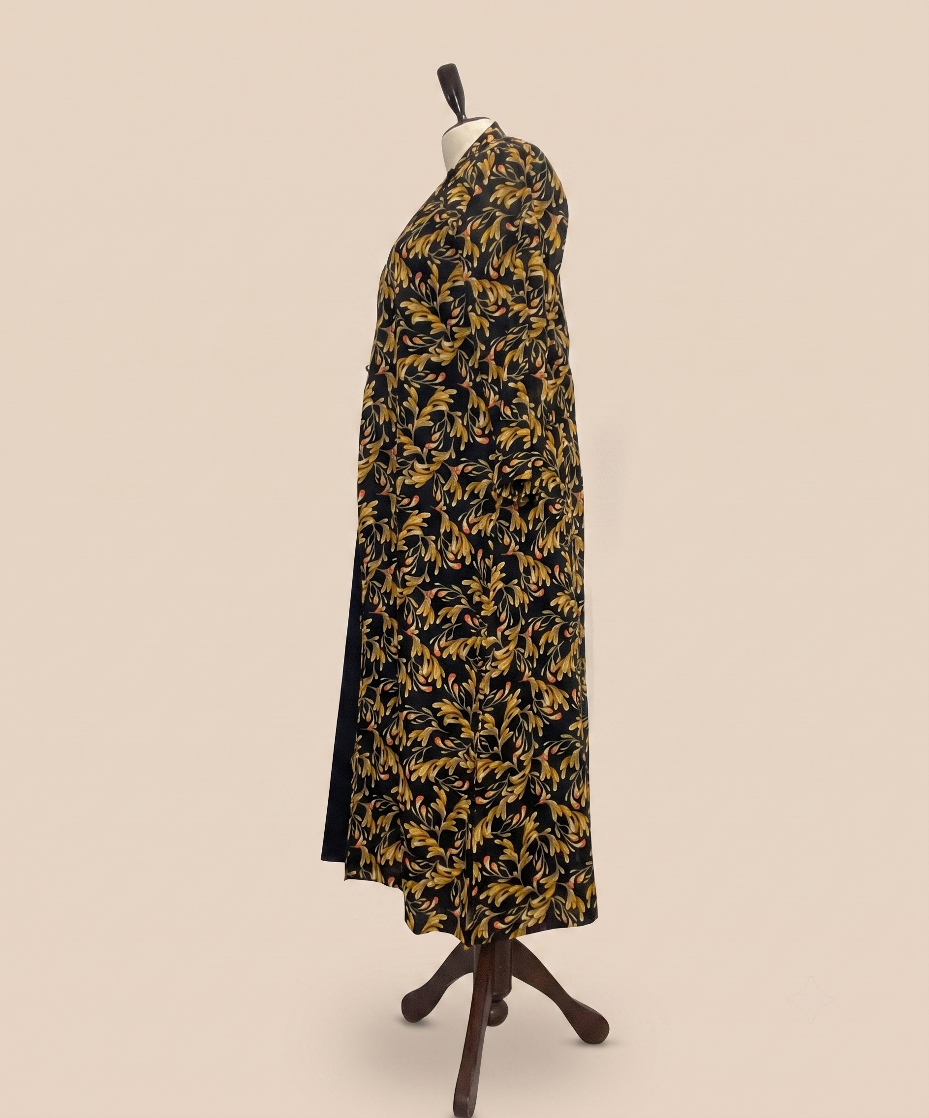 Printed Lawn Front Open Gown with Inner - Image 4