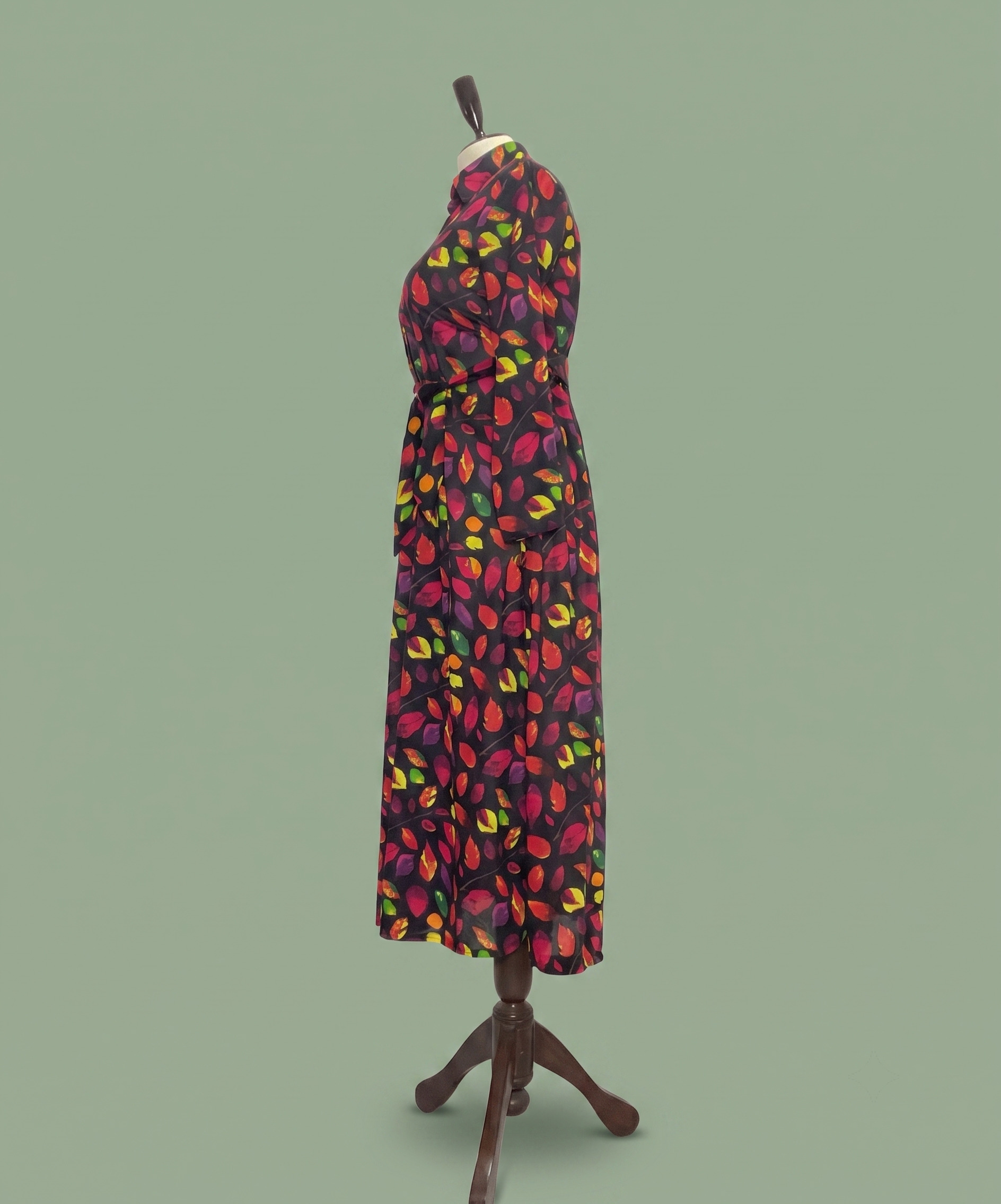 Lawn Front Open Printed Frock - Image 5