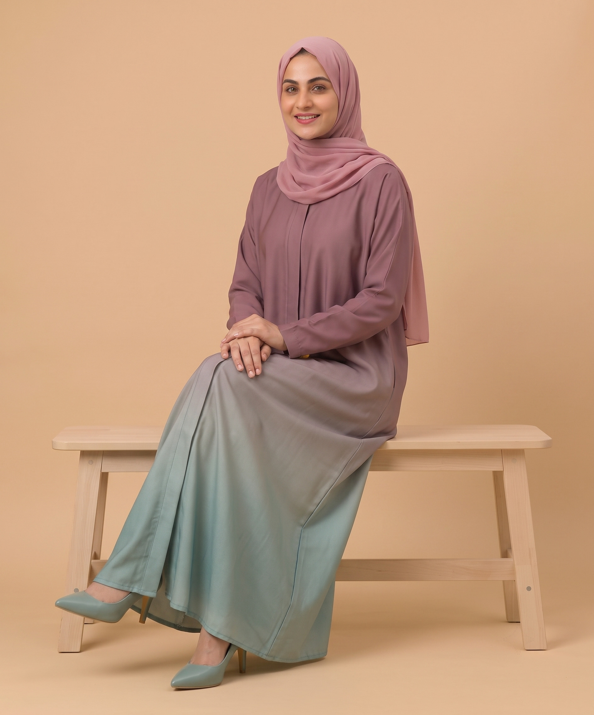 Tie & Dye Front Open Abaya - Image 3