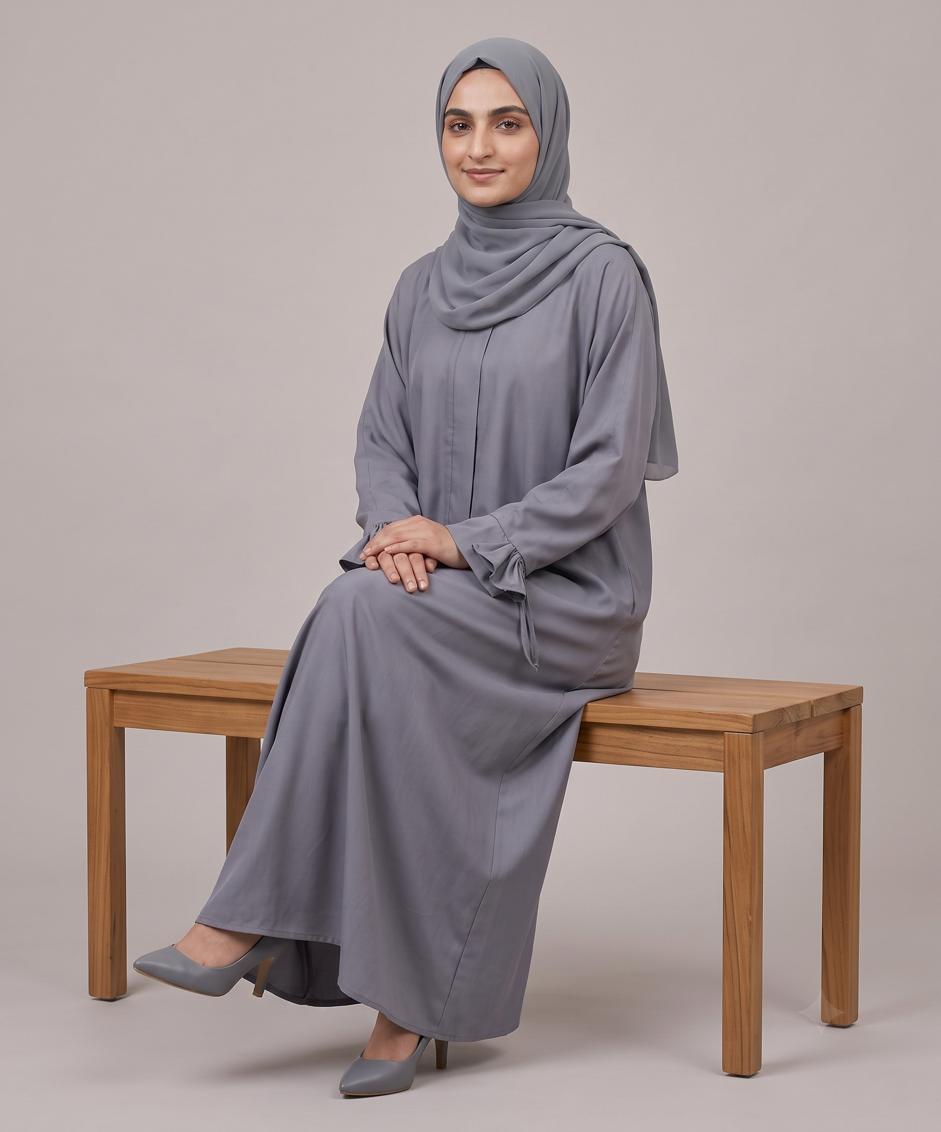 Zoom Nida Front Closed Abaya - Image 8