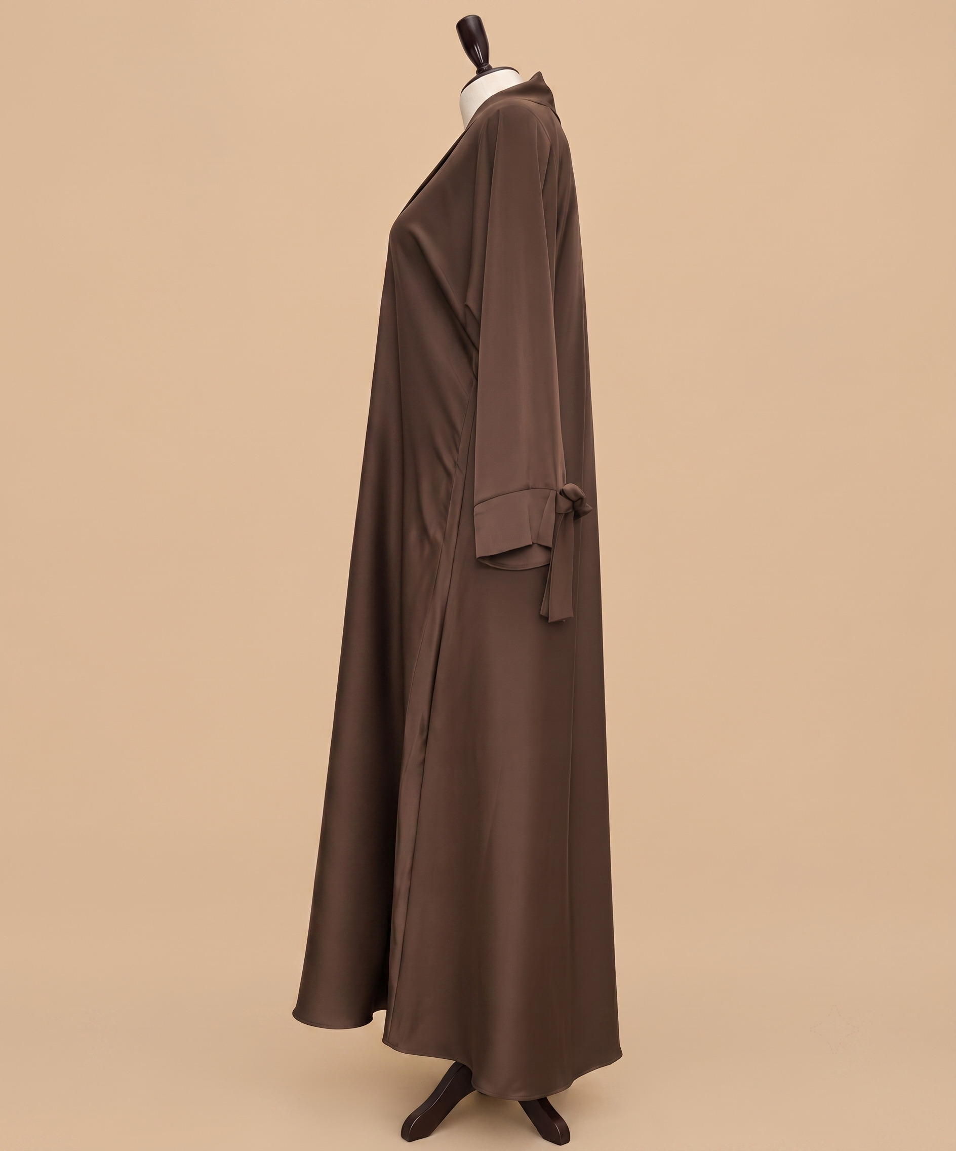 Zoom Nida Front Open Abaya - Image 9
