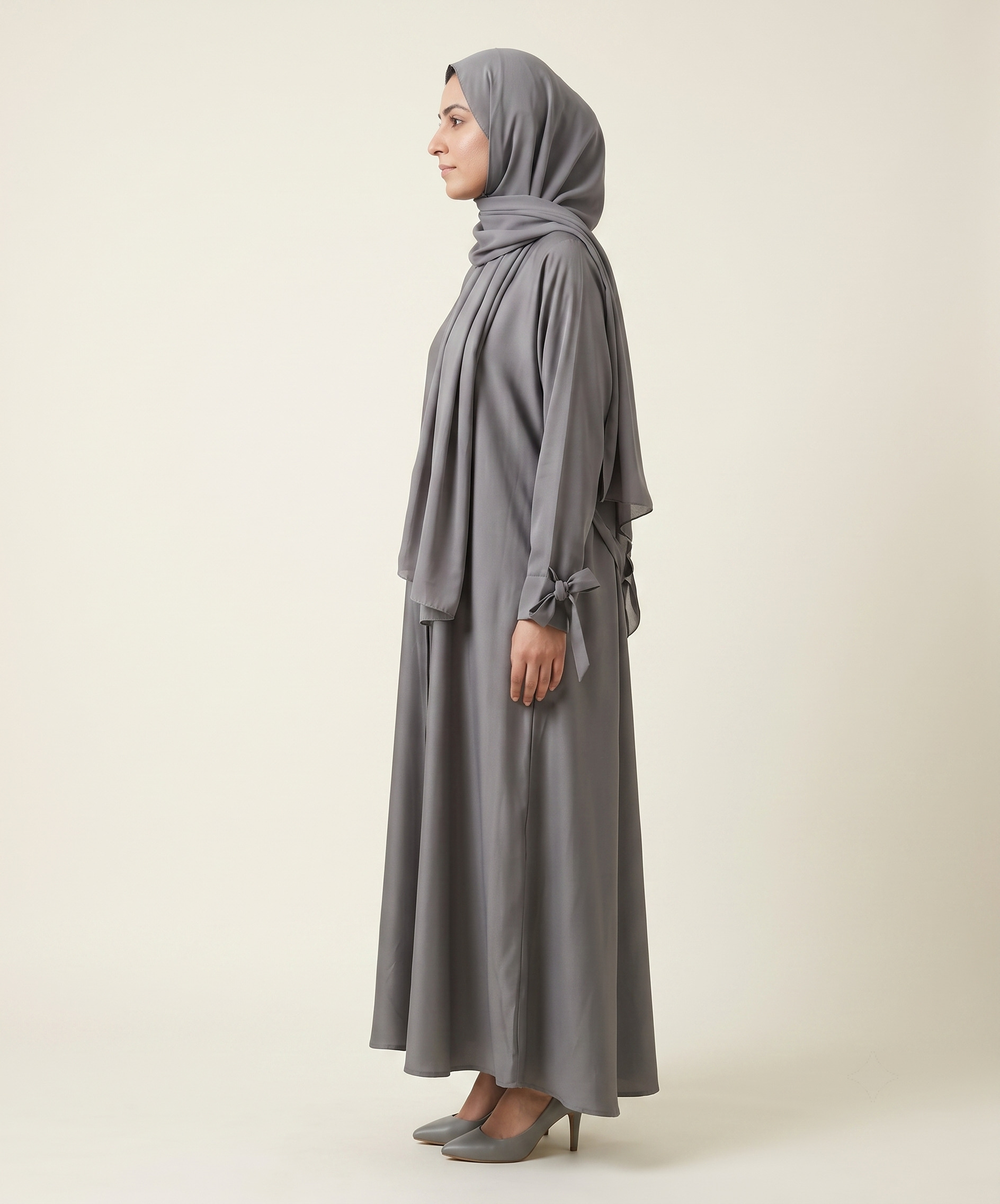 Zoom Nida Front Open Abaya - Image 11