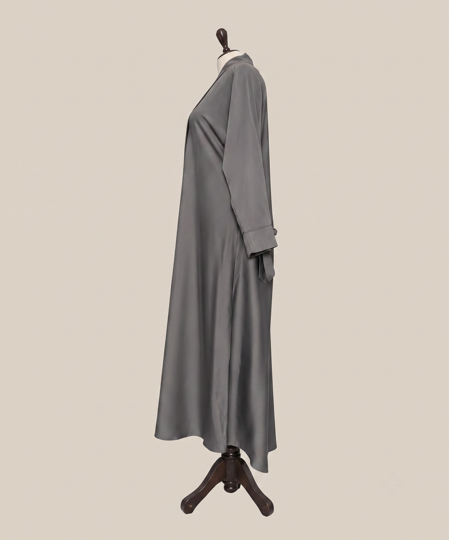 Zoom Nida Front Open Abaya - Image 14